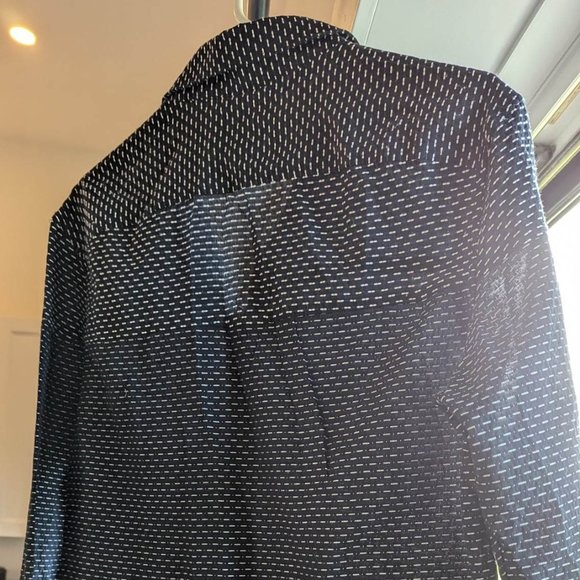 Men's Penguin by Munsingwear woven button up shirt - Size medium - Picture 5 of 6